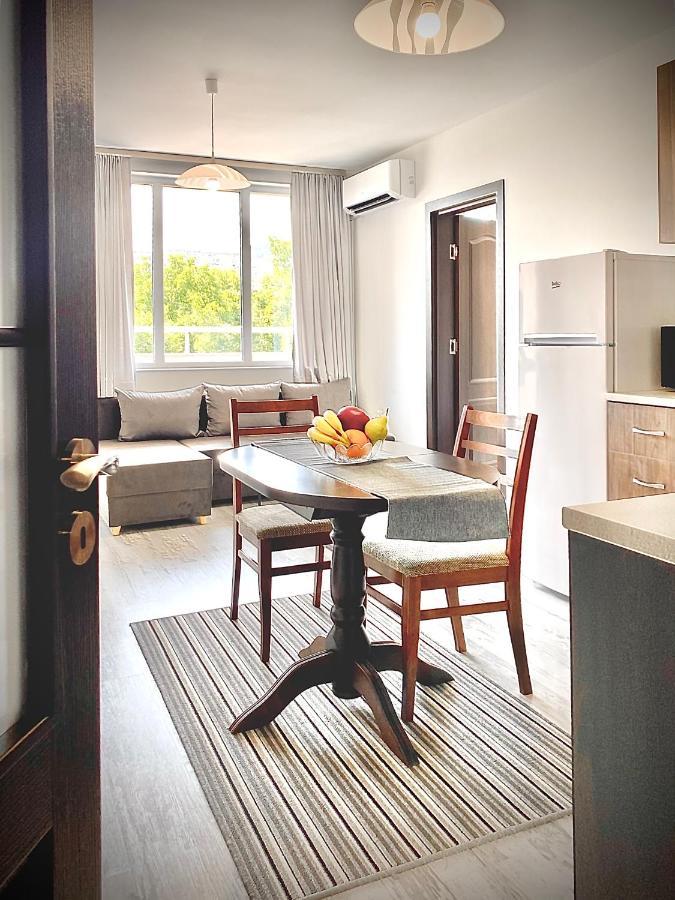Cozy & Modern 1Br Apart For 4 Guests Next To Medical University & Free Parking Stara Zagora Eksteriør billede