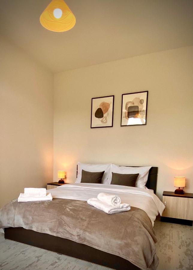 Cozy & Modern 1Br Apart For 4 Guests Next To Medical University & Free Parking Stara Zagora Eksteriør billede