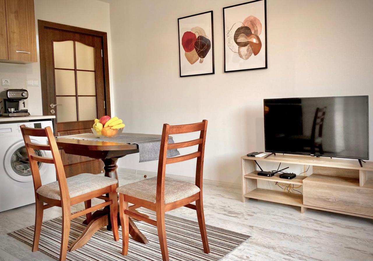 Cozy & Modern 1Br Apart For 4 Guests Next To Medical University & Free Parking Stara Zagora Eksteriør billede